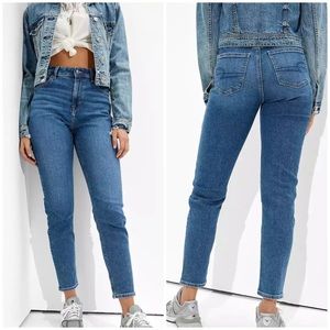 American Eagle Stretch High Waisted Mom Jeans in Classic Blue